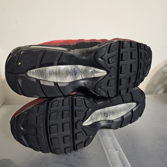 Air max 95 BY YOU Mens 9 Red Black - Picture 2 of 6